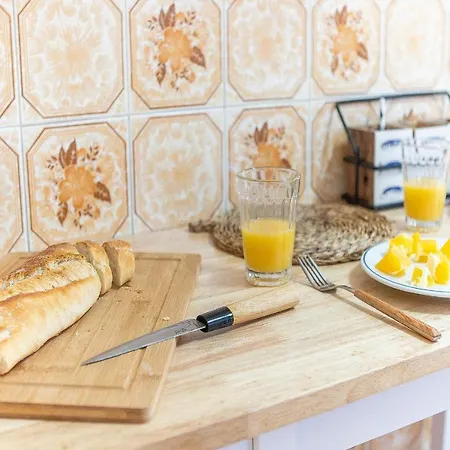 Apartament Abrotea *