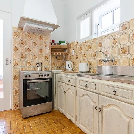 Abrotea Apartment